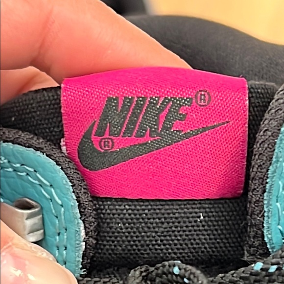 Nike Hoodland Particle Grey/Bright Magenta  size 11 - Picture 11 of 16